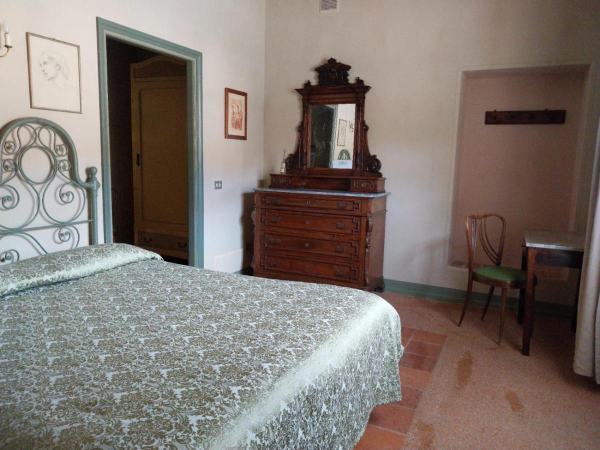 Tenuta Montanello B&B Кастильоне-Фаллетто Экстерьер фото